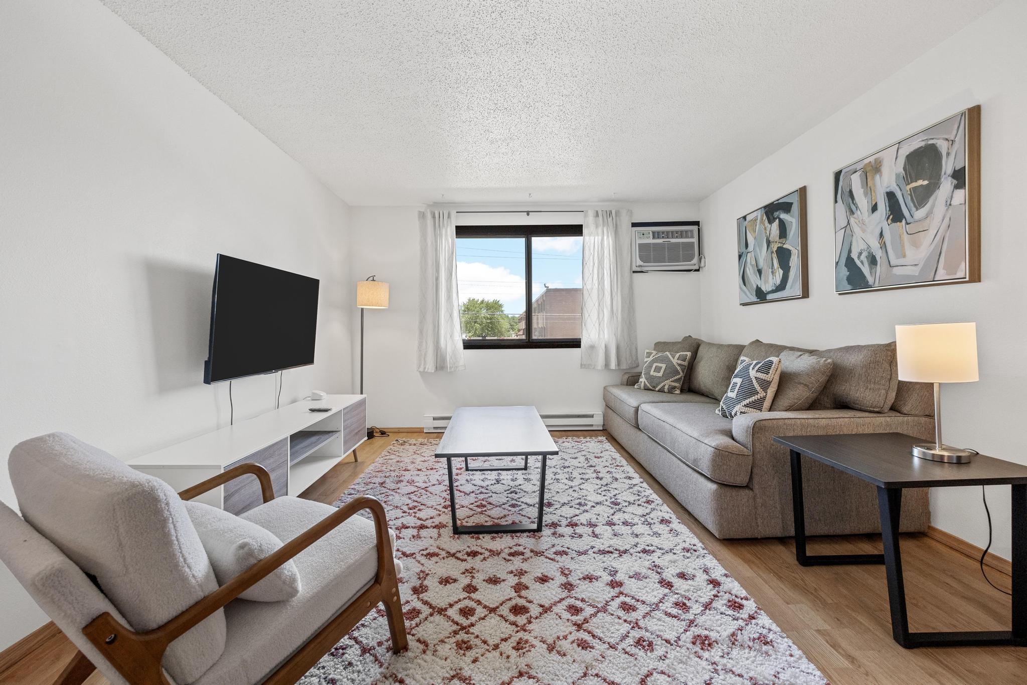 Benton - featured photo