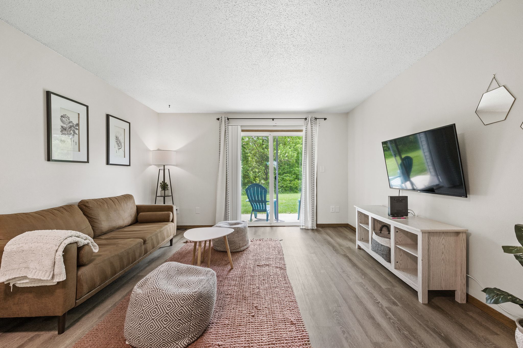 Westwinds - featured photo